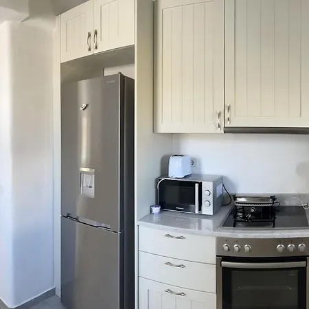 Dream 1 ολόκληρος χώρος με πισίνα * Páros