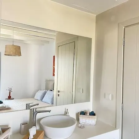 Dream 1 ολόκληρος χώρος με πισίνα Villa Parikia (Paros)