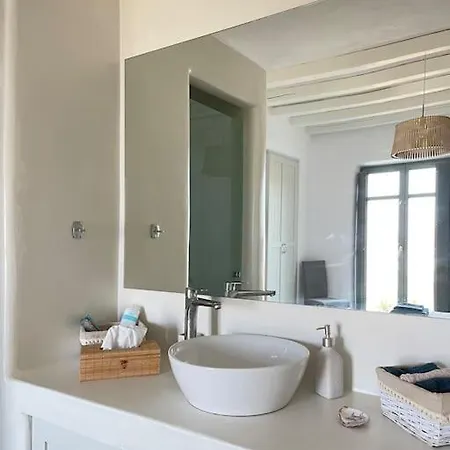 Dream 1 ολόκληρος χώρος με πισίνα Parikia (Paros)