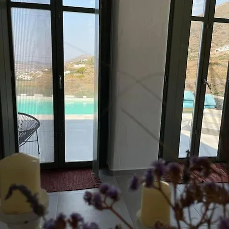 Villa Dream 1 ολόκληρος χώρος με πισίνα Páros