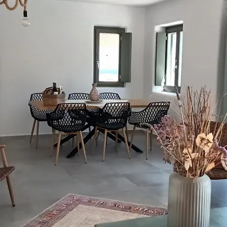 Dream 1 ολόκληρος χώρος με πισίνα Parikia (Paros)