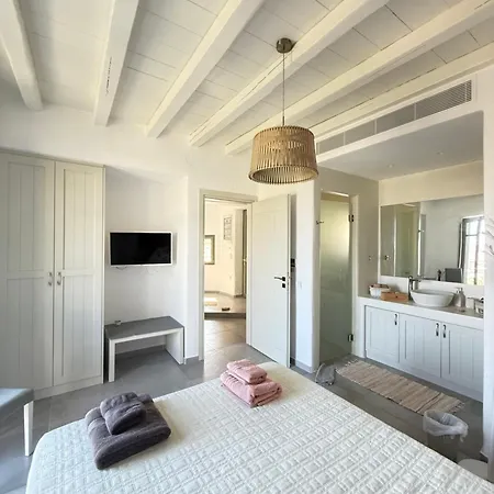 Dream 1 ολόκληρος χώρος με πισίνα * Parikia (Paros)