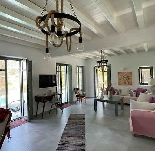 Dream 1 ολόκληρος χώρος με πισίνα